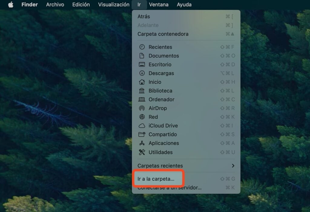 Solo tienes que ir a Finder > Ir > Ir a la carpeta en la barra superior de macOS y poner esa dirección